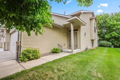 937 14th Lane SE Cambridge MN 55008