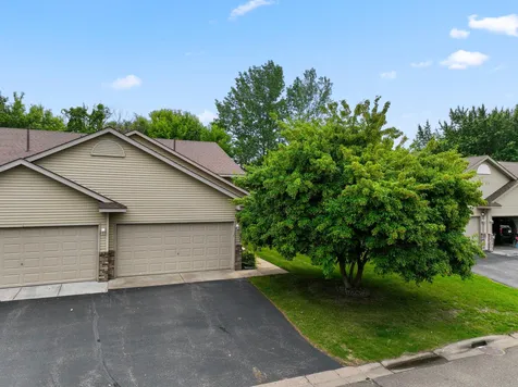 937 14th Lane SE Cambridge MN 55008