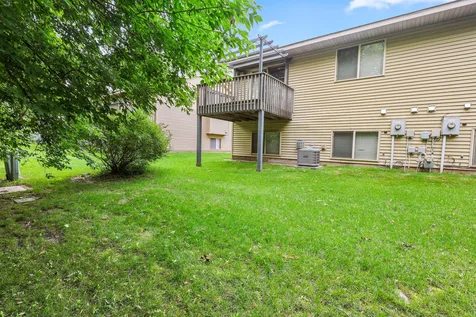 937 14th Lane SE Cambridge MN 55008