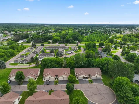 937 14th Lane SE Cambridge MN 55008