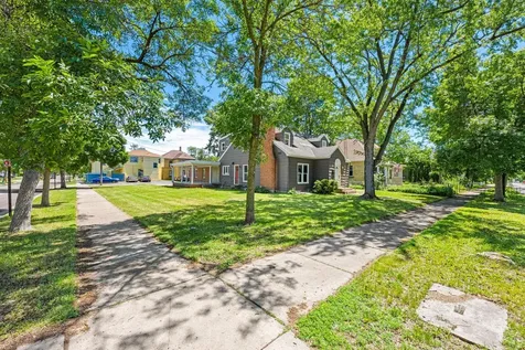 704 8th Avenue S Saint Cloud MN 56301