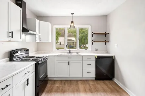704 8th Avenue S Saint Cloud MN 56301