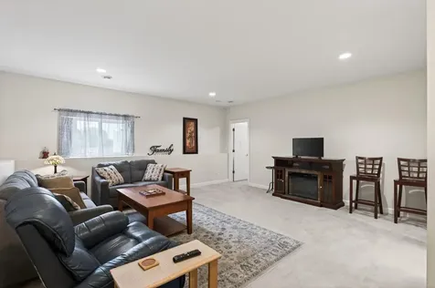8270 Oakview Court N Maple Grove MN 55369