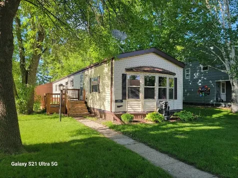 216 Cherry Street NW Bertha MN 56437