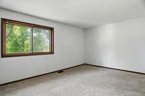 2455 Crestwood Drive North Saint Paul MN 55109