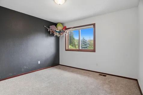 2455 Crestwood Drive North Saint Paul MN 55109