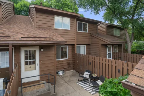 2455 Crestwood Drive North Saint Paul MN 55109