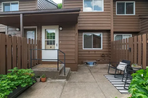 2455 Crestwood Drive North Saint Paul MN 55109