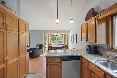 512 Hyde Avenue N Mahtomedi MN 55115