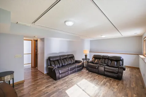 512 Hyde Avenue N Mahtomedi MN 55115