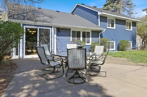 512 Hyde Avenue N Mahtomedi MN 55115