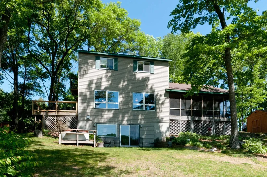 N2992 Jesse Road Sarona WI 54870