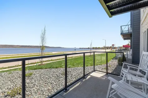 907 N Lakeshore Drive Lake City MN 55041