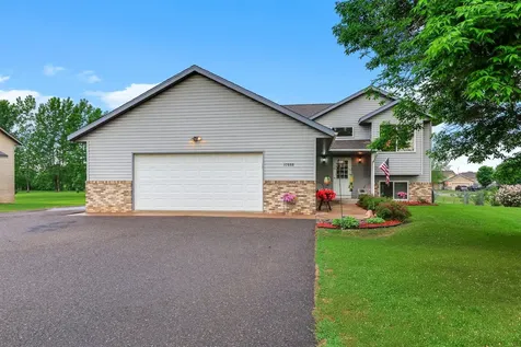 37888 Hawthorne Avenue North Branch MN 55056