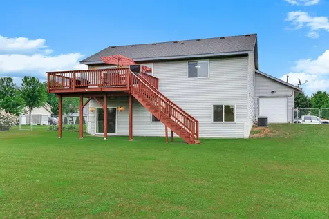 37888 Hawthorne Avenue North Branch MN 55056
