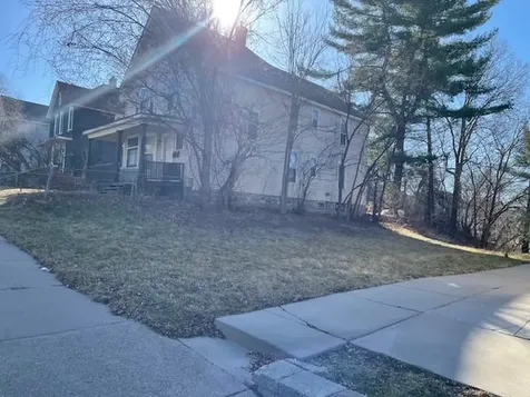 678 Lawson Avenue E Saint Paul MN 55106