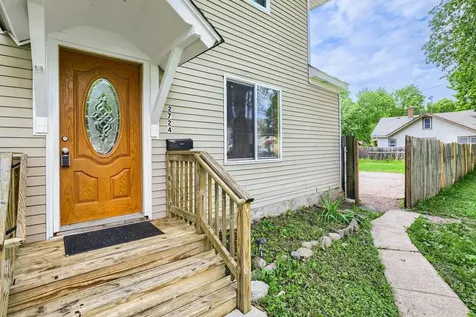 2724 17th Avenue S Minneapolis MN 55407