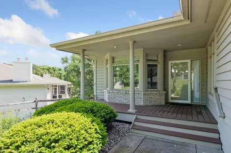 8967 Ferndale Lane Eden Prairie MN 55347