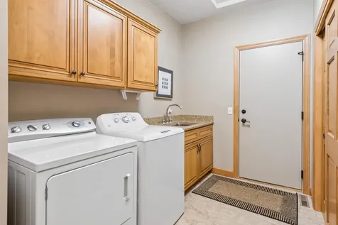 8967 Ferndale Lane Eden Prairie MN 55347