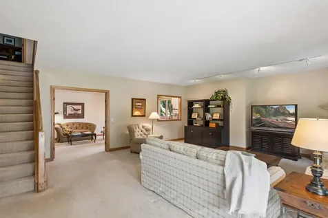8967 Ferndale Lane Eden Prairie MN 55347