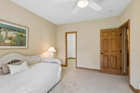 8967 Ferndale Lane Eden Prairie MN 55347