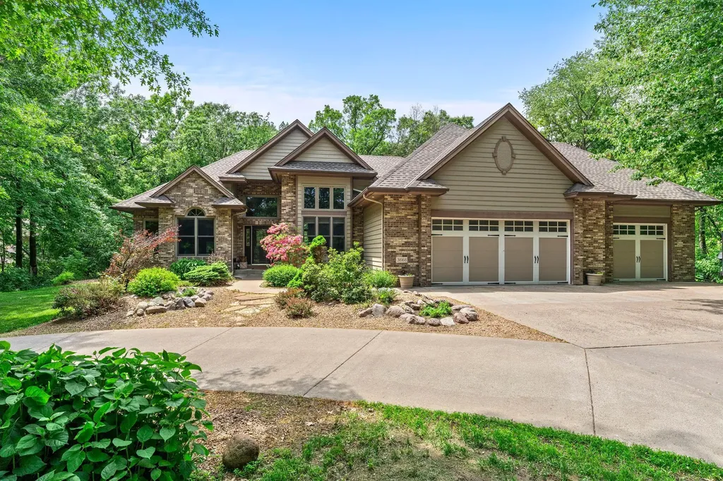 38168 Egret Way North Branch MN 55056