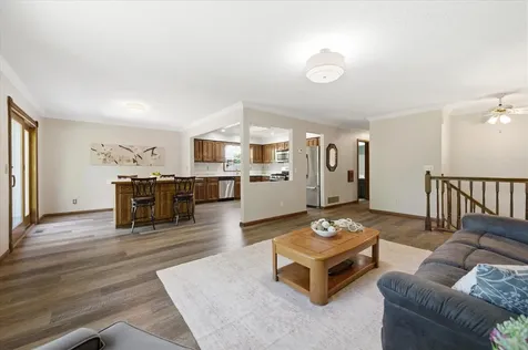15873 Hayes Trail Court Apple Valley MN 55124