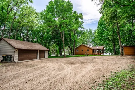 21566 62nd Street NW Sunburg MN 56289
