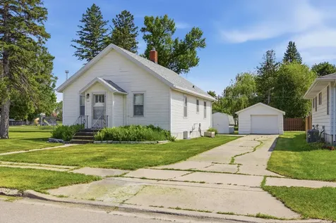 212 1st Avenue SW Dilworth MN 56529