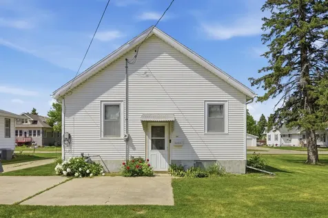 212 1st Avenue SW Dilworth MN 56529