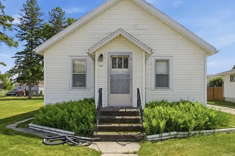 212 1st Avenue SW Dilworth MN 56529
