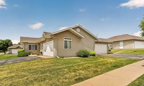 4207 Redhawk Drive SE Rochester MN 55904