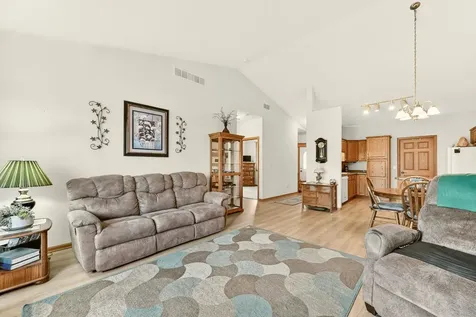 4207 Redhawk Drive SE Rochester MN 55904