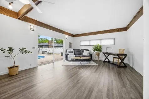 86 35th Avenue NE Fargo ND 58102
