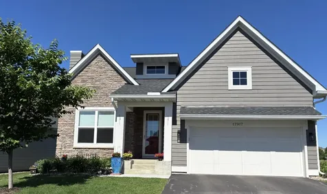 17917 Gresford Lane Lakeville MN 55044