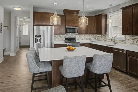 17917 Gresford Lane Lakeville MN 55044