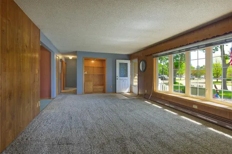 540 4th Street N Winsted MN 55395