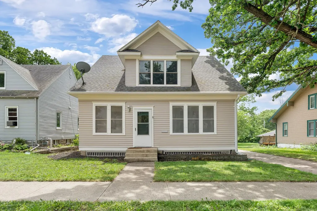137 South Street Owatonna MN 55060