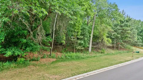 3115 Laurel Street S Cambridge MN 55008