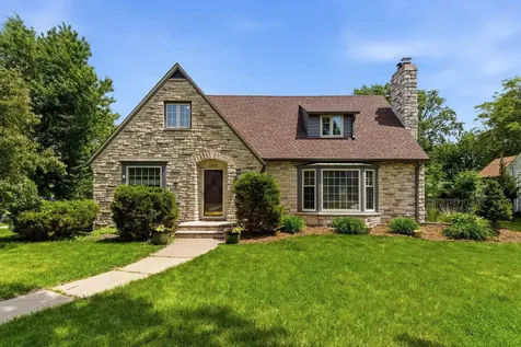 5901 Oakland Avenue Minneapolis MN 55417