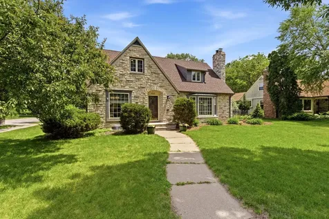 5901 Oakland Avenue Minneapolis MN 55417