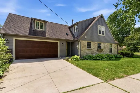 5901 Oakland Avenue Minneapolis MN 55417