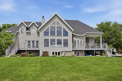 2826 28th Avenue S Fargo ND 58103