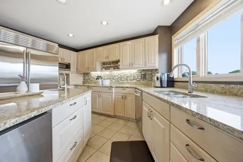2826 28th Avenue S Fargo ND 58103