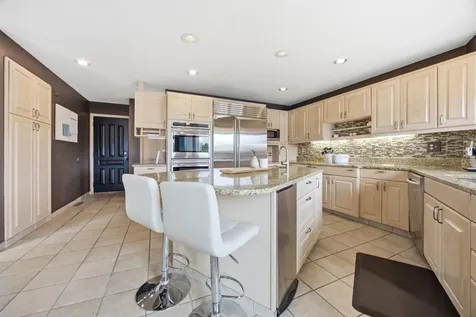 2826 28th Avenue S Fargo ND 58103