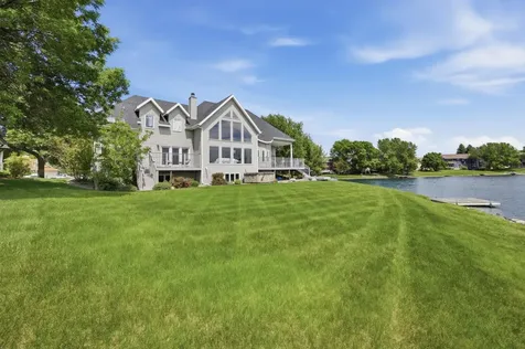 2826 28th Avenue S Fargo ND 58103
