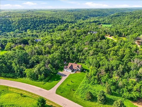 W10644 566th Avenue Prescott WI 54021