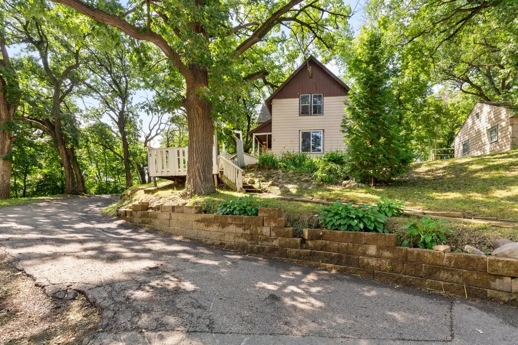 3 2nd Street SW Faribault MN 55021