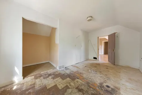 3 2nd Street SW Faribault MN 55021