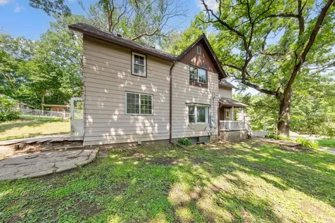 3 2nd Street SW Faribault MN 55021